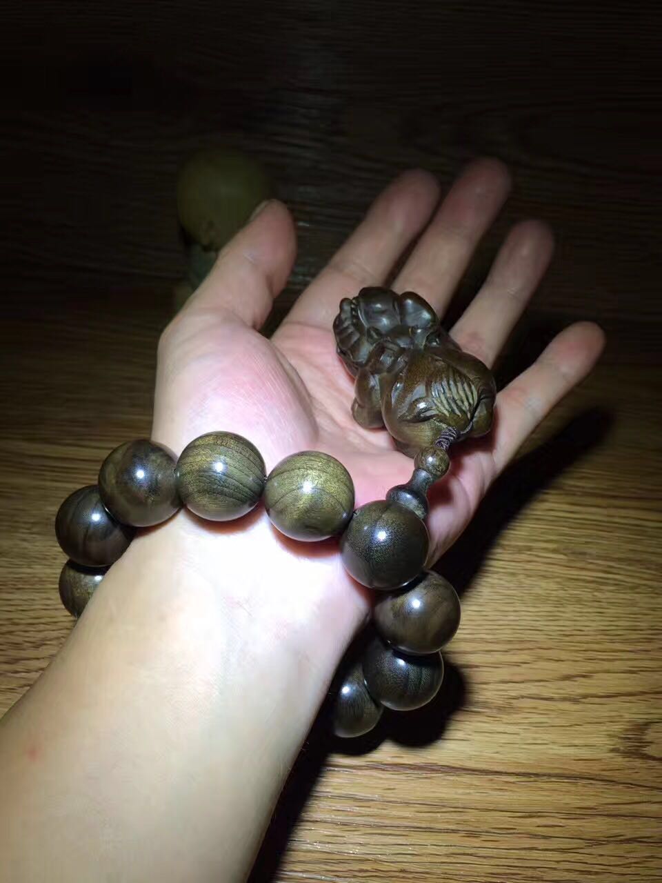 佛珠中的极品，千年阴沉金丝楠佛珠-2