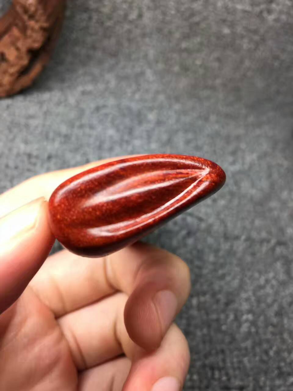 小叶紫檀5A级泥料带星小把件 鸡血红无棕眼-5