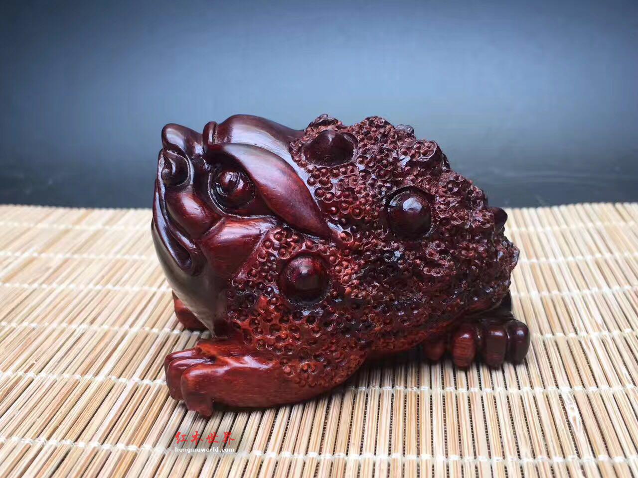 寸檀寸金的“小叶紫檀”，药用价值也不菲！-1