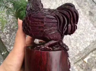 小叶紫檀摆件《大吉大利》纯手工雕刻造型栩栩如生寓意美好