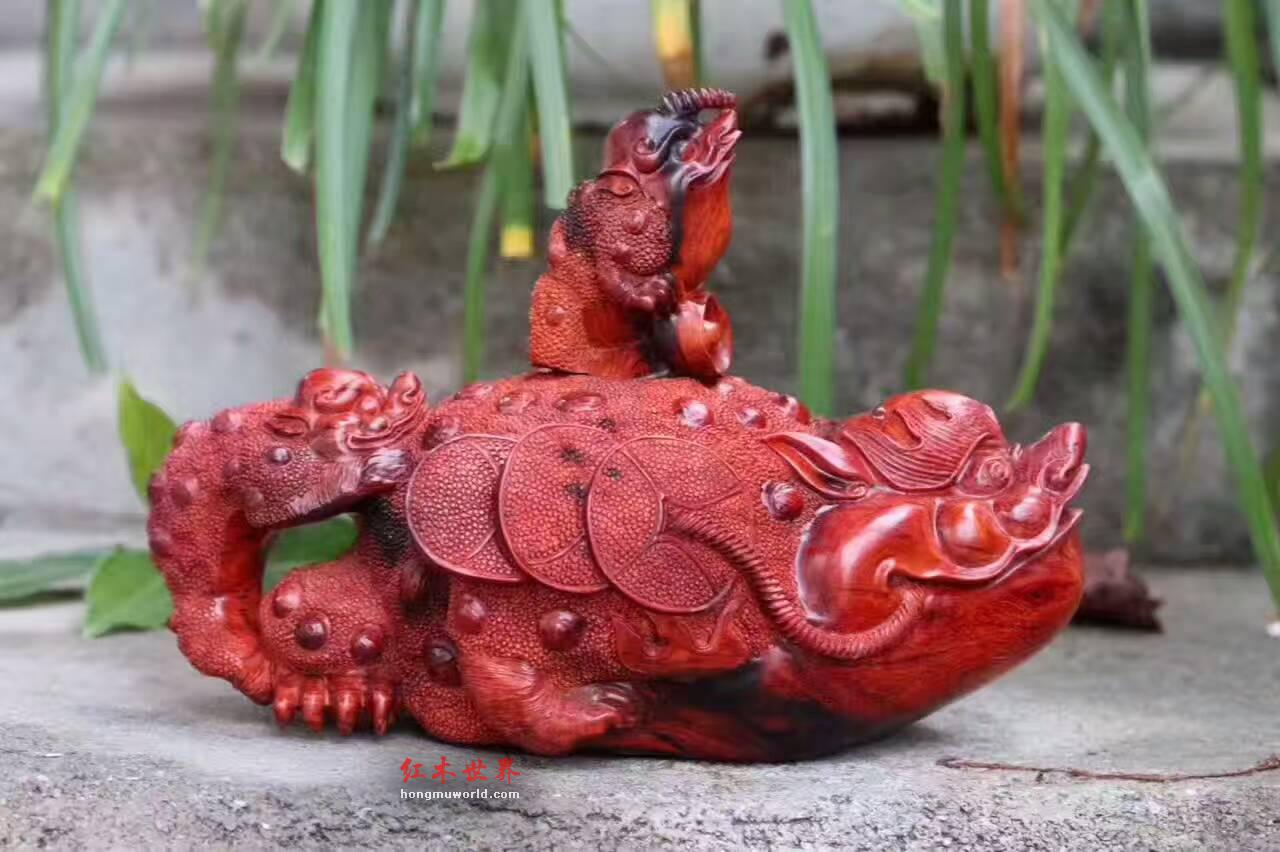 小紫叶檀《招财进宝》壶 工艺造型栩栩如生-3