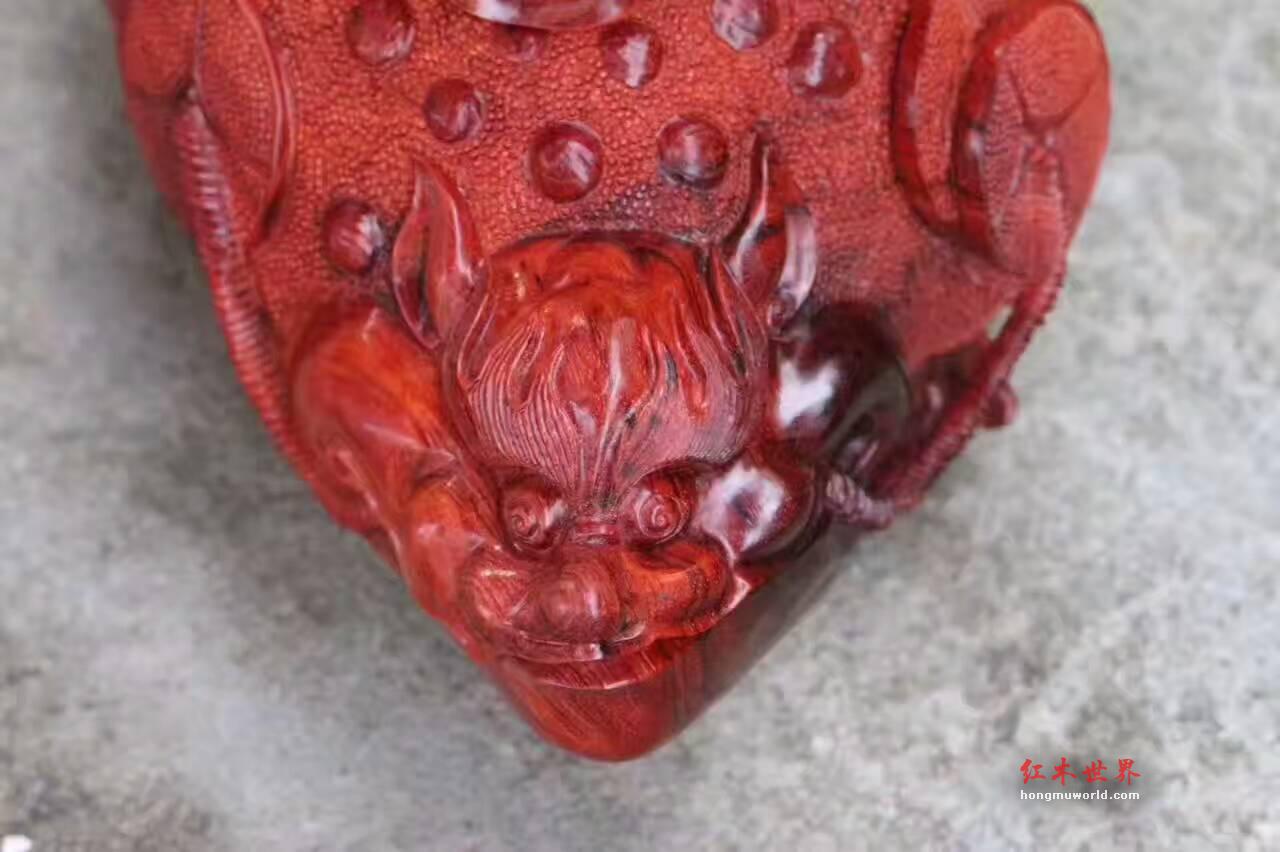 小紫叶檀《招财进宝》壶 工艺造型栩栩如生-6