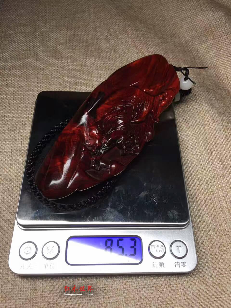 极品泥料小叶紫檀《猛虎下山》手把件 火焰纹金星树头料旋转纹-8