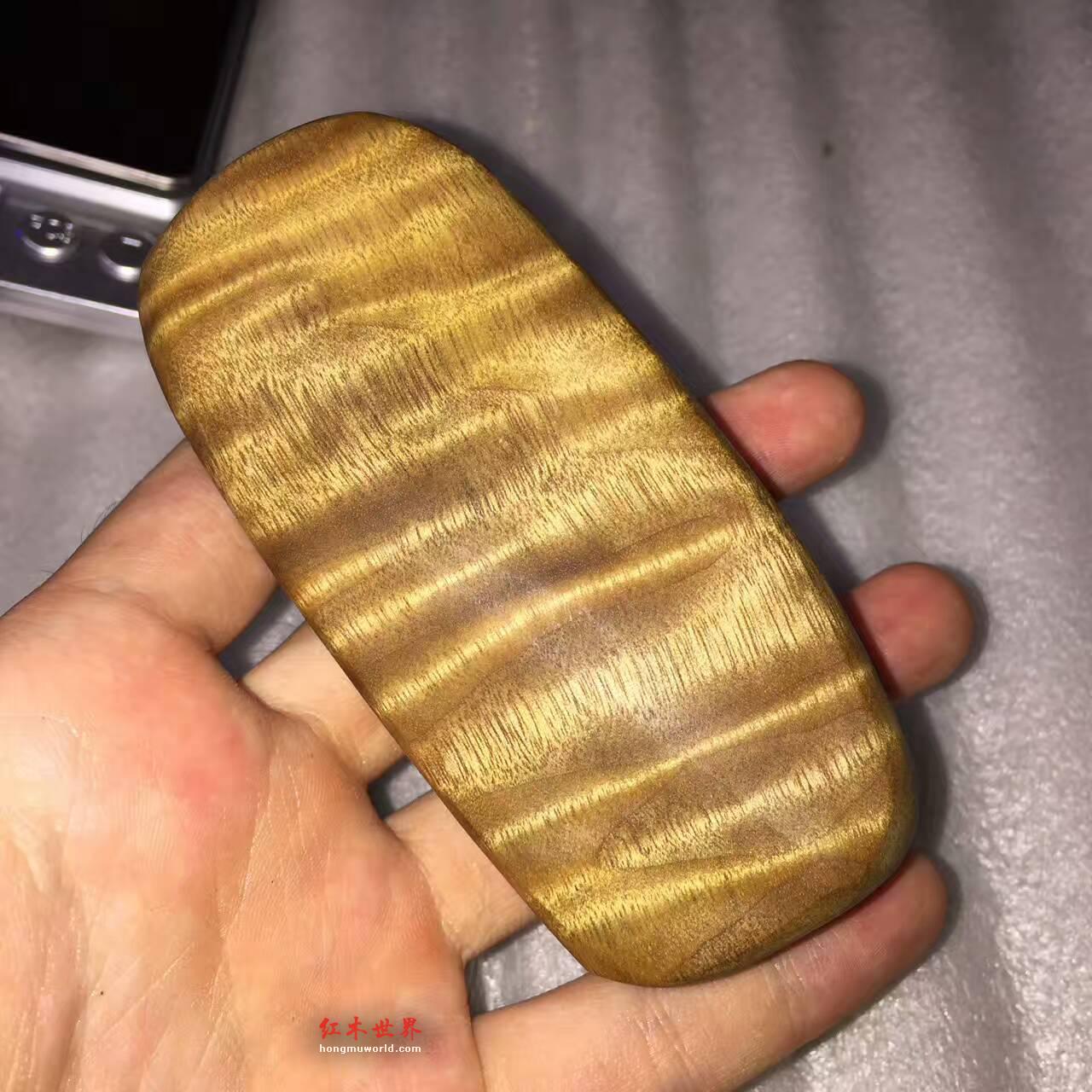 小叶桢楠手把件 爆水波纹枯木料药香味浓重-2