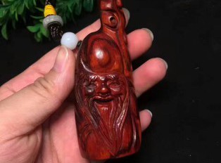 小叶紫檀把件《寿星公》雕刻逼真小巧玲珑适合把玩