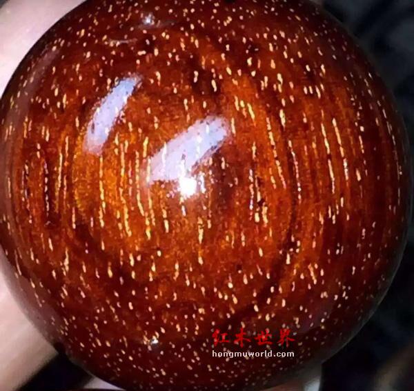 小叶紫檀假“金星”是怎么制造出来的呢？-1