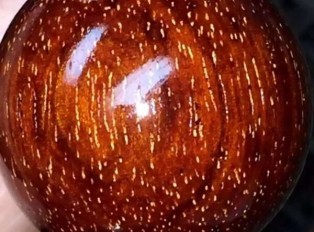 小叶紫檀假“金星”是怎么制造出来的呢？