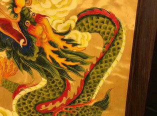 金丝楠木油画《戏珠图》 独一无二的精品佳作