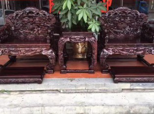 大红酸枝价格稳定增加、资源告急，被称之为“疯狂的木头”