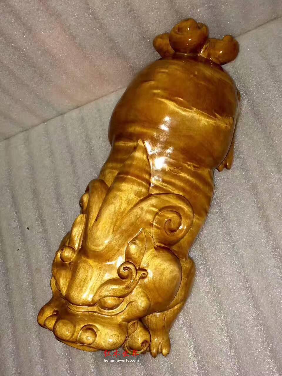 小叶桢楠招财貔貅 黄金色招财风水摆件-5