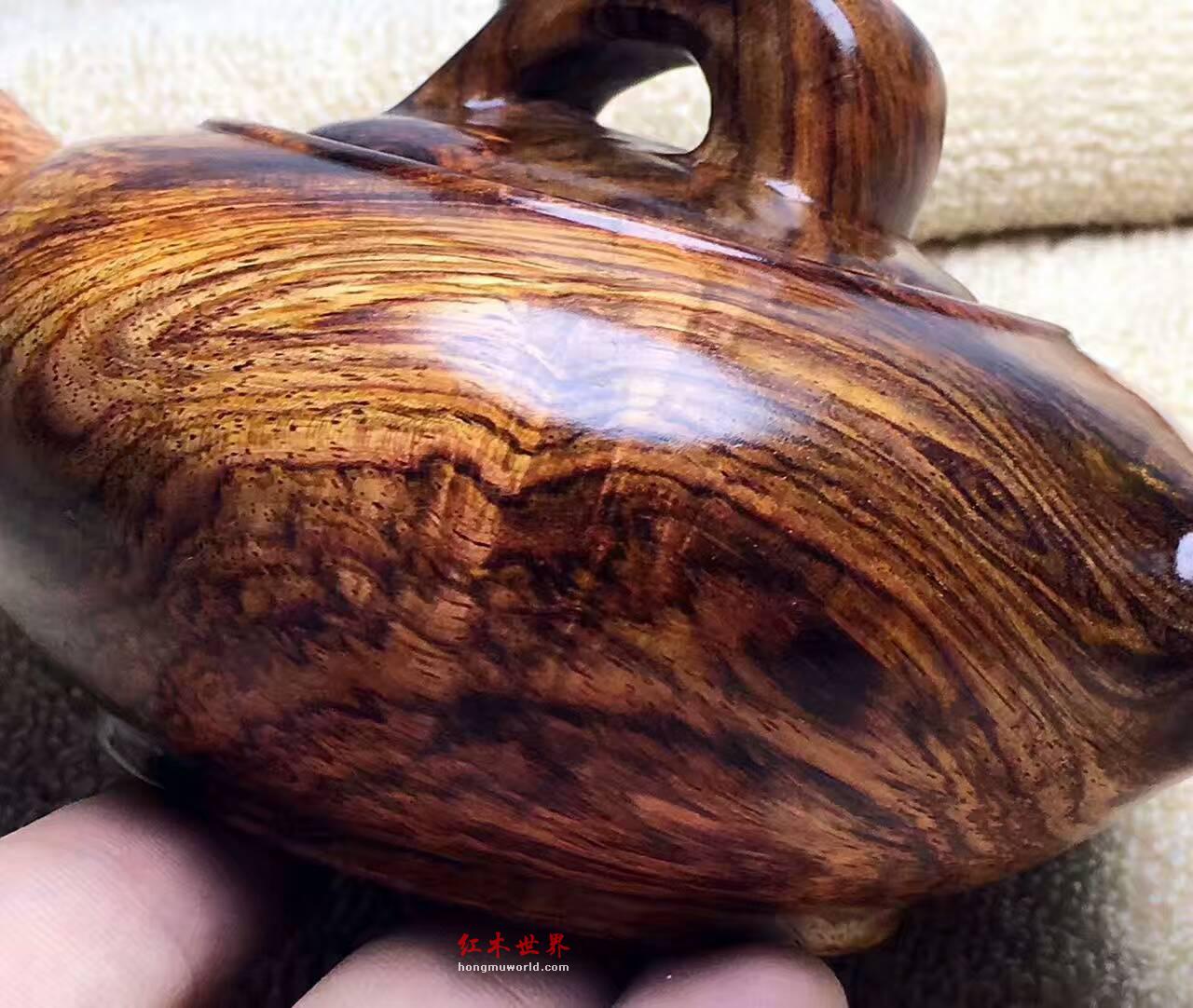 海南黄花梨茶壶 贵族黄金底虎皮山水纹饱满荧光度超好-4