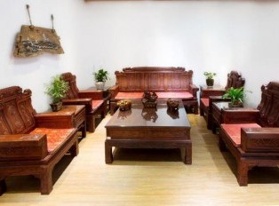 闻香识红木，千年匠道心口相传！
