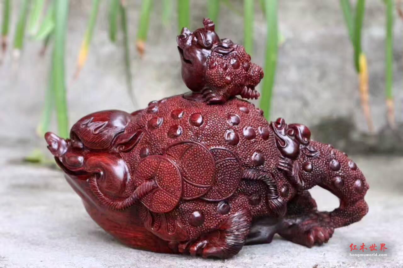 小叶紫檀《招财进宝》壶 造型独特精美寓意好-3