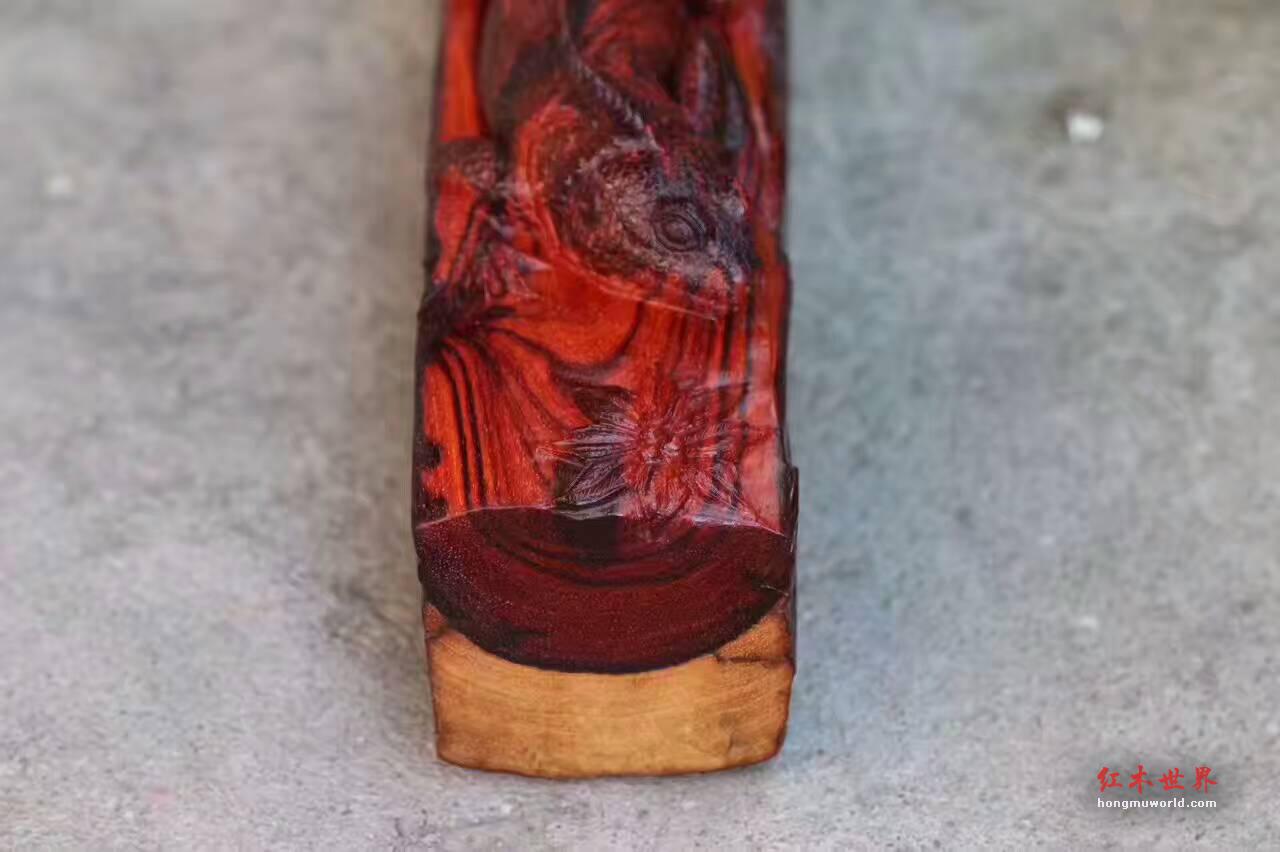 小叶紫檀工艺品《七彩蜥蜴》造型逼真独特适合收藏-7
