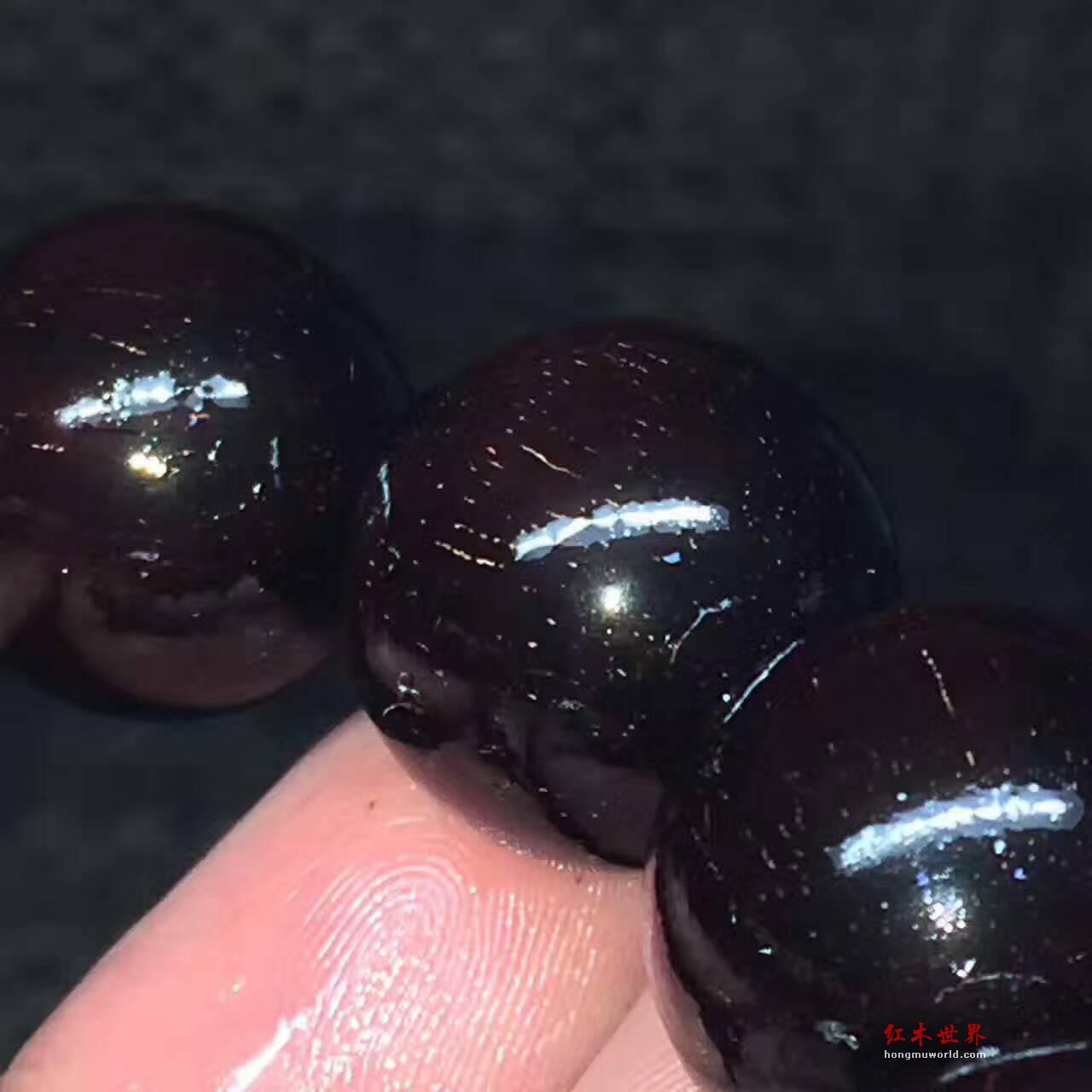 1.8小叶紫檀顶级泥料玻璃珠手串 细金星高油高密-4