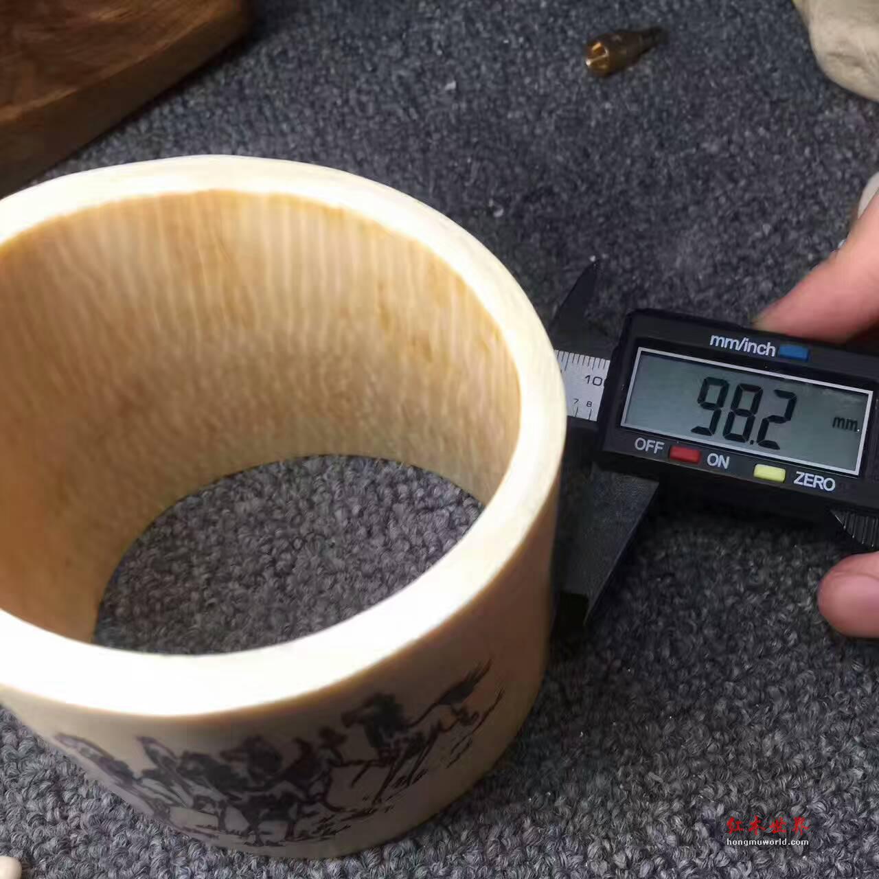 笔筒《八骏马》书房必备实用摆件-5