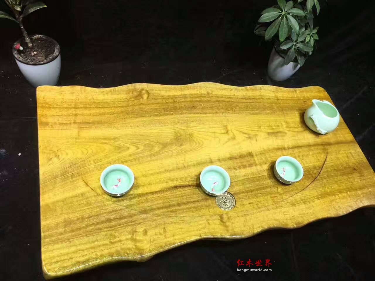 金丝楠根雕茶盘选用名贵金丝楠雕刻而成古朴大方-1