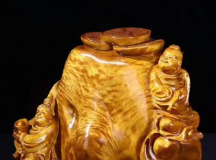 小叶桢楠《散财童子》大师之作刀工细腻底色饱满
