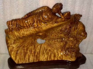 金丝楠木《祥云卧佛》摆件 雕工精细纹理漂亮