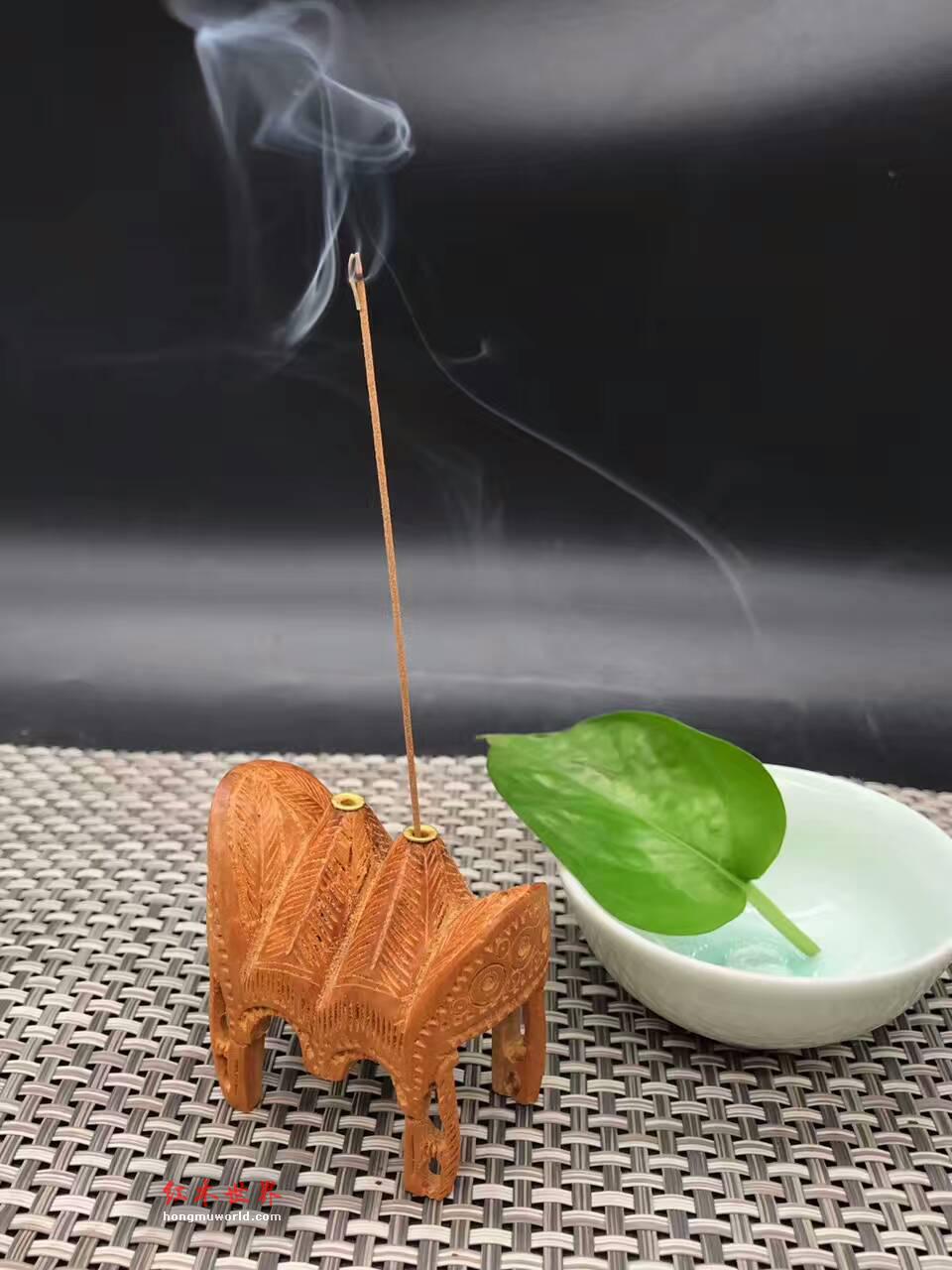 印度老山檀香黑肉老料大象鞍香座 造型特别-1
