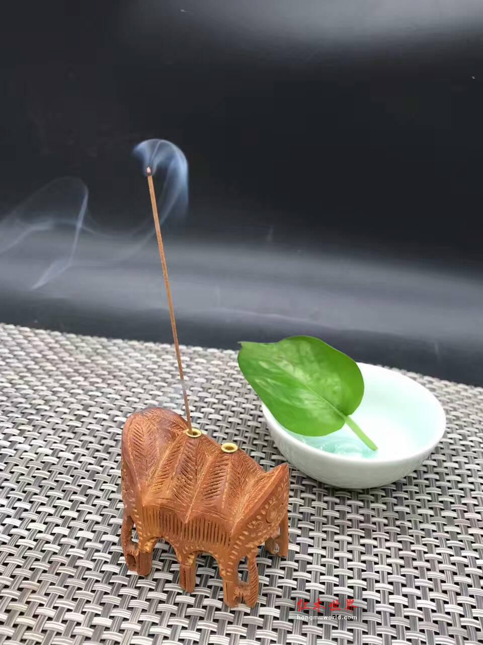 印度老山檀香黑肉老料大象鞍香座 造型特别-4
