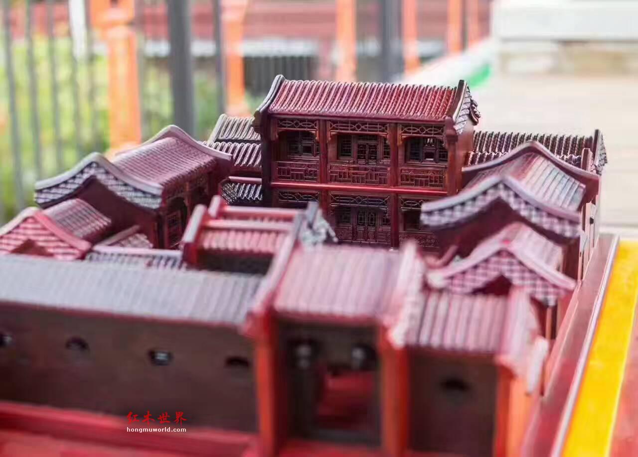 大红酸枝精品雕件《北京四合院》雕工精美细致-2