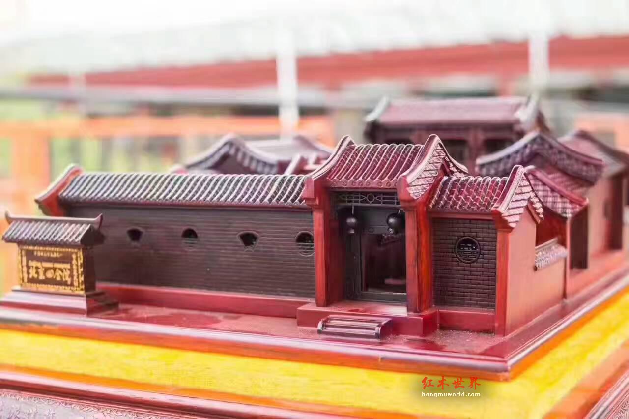 大红酸枝精品雕件《北京四合院》雕工精美细致-8