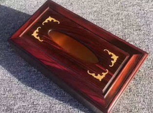 大红酸枝纸巾盒榫卯结构 平凡物中的大智慧