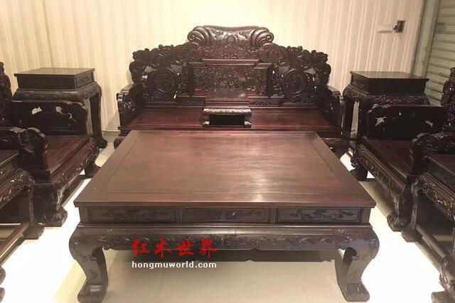 一件成功的红木雕刻作品离不开“材、艺、形”这三大重点-3