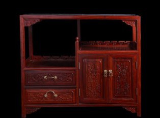 品鉴百年红木家具，传承千年传统文化