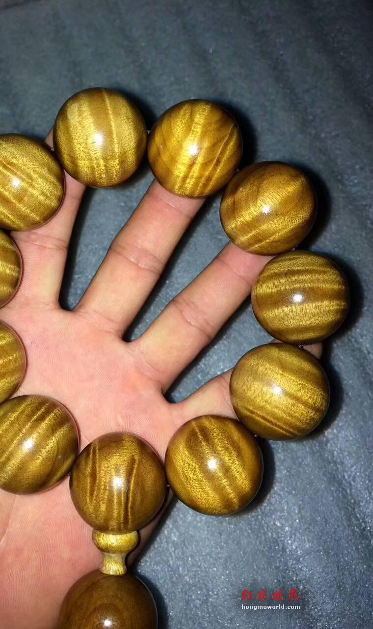 精美小叶桢楠3.0手持车挂 黄金底色靓丽细腻-4