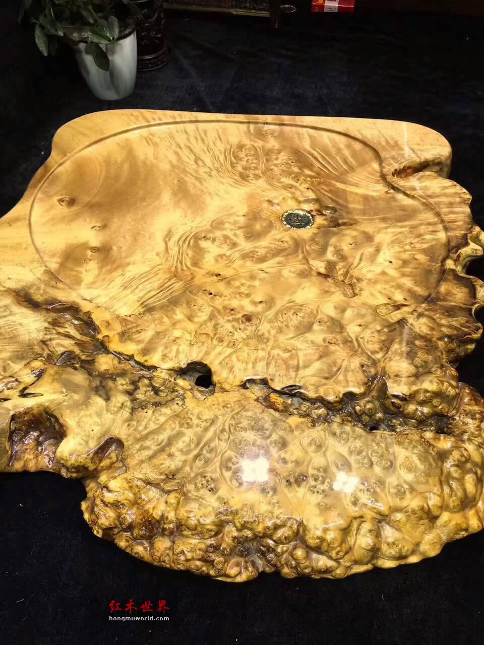 黄金樟茶盘用瘤疤包边自然随形 提升格调上档次-3