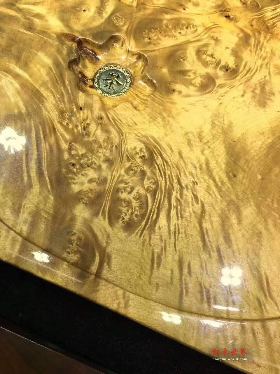 黄金樟茶盘用瘤疤包边自然随形 提升格调上档次-9