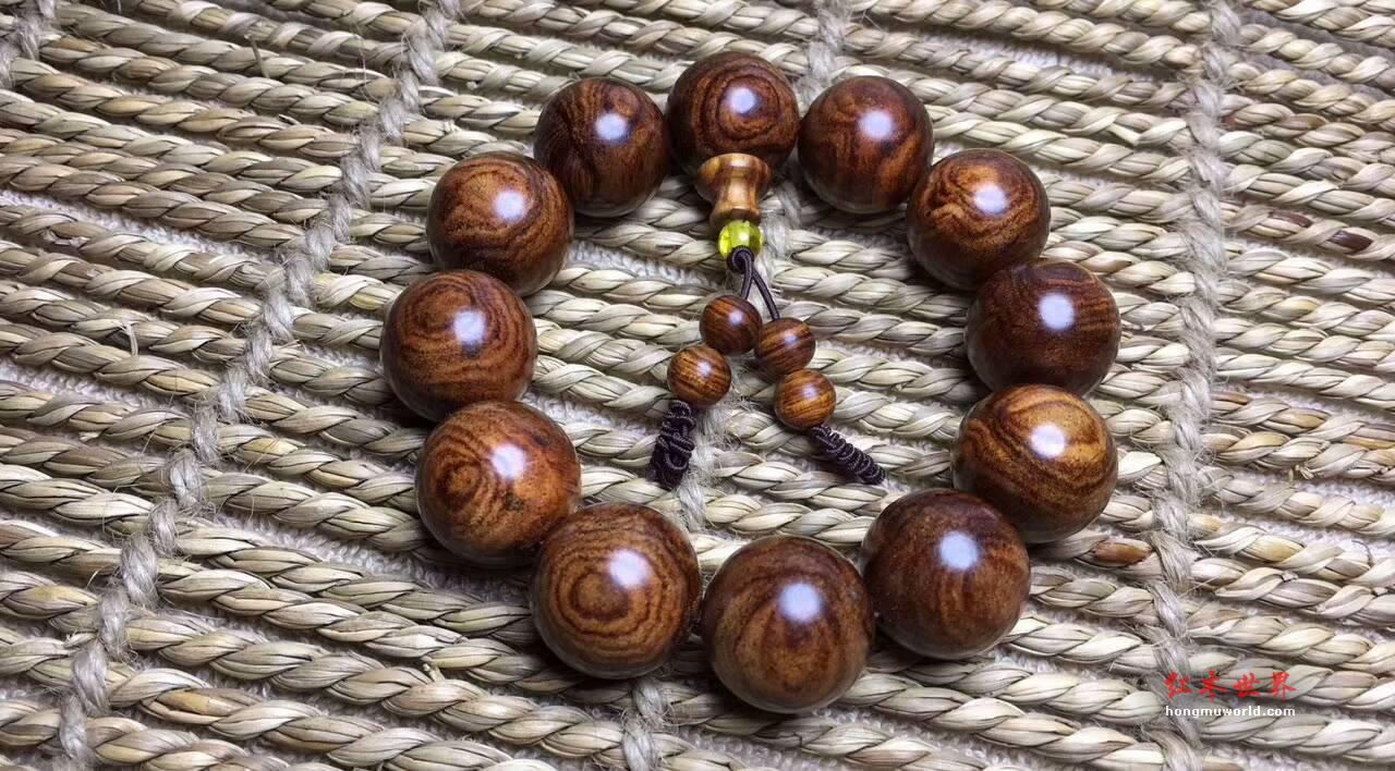 海南黄花梨手串 特微蜘蛛纹虎皮纹纹路奇特飘逸-6