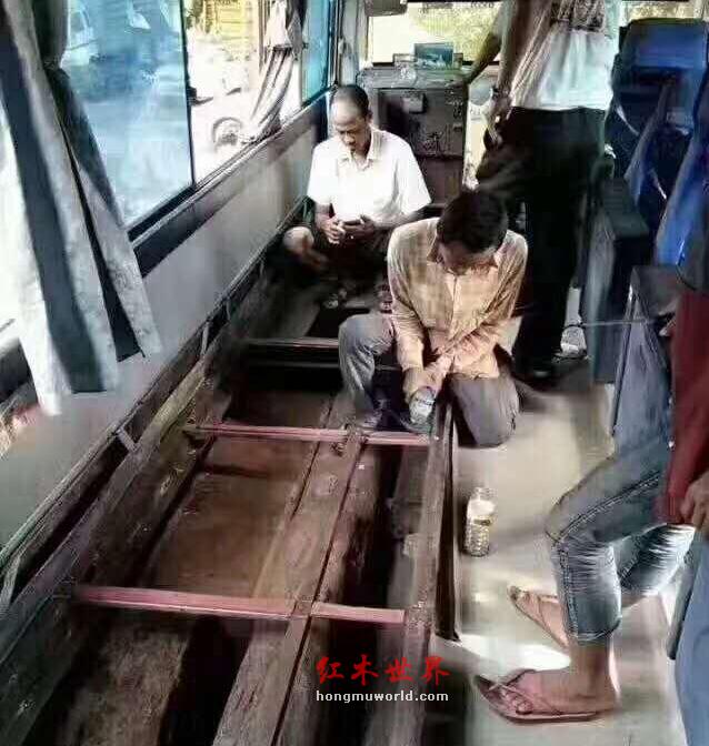面对大红酸枝的全面禁止，红木家具市场该何去何从！-2