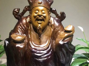 楠木根雕《财神》材质密致雕工精美 笑脸迎财啦