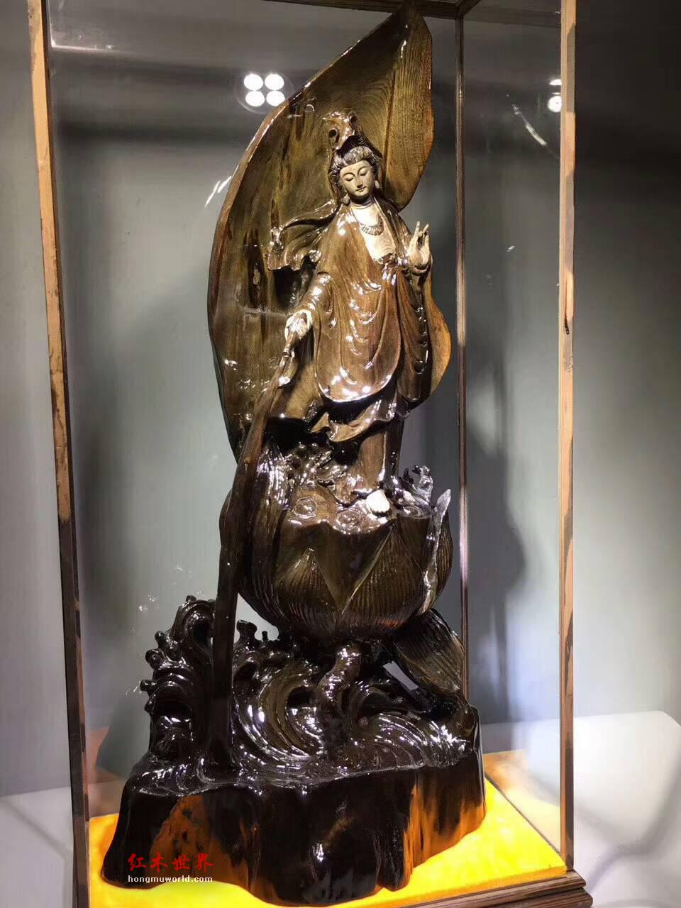《自在观音》完美雕像 阴沉木材质增添肃穆之境-4