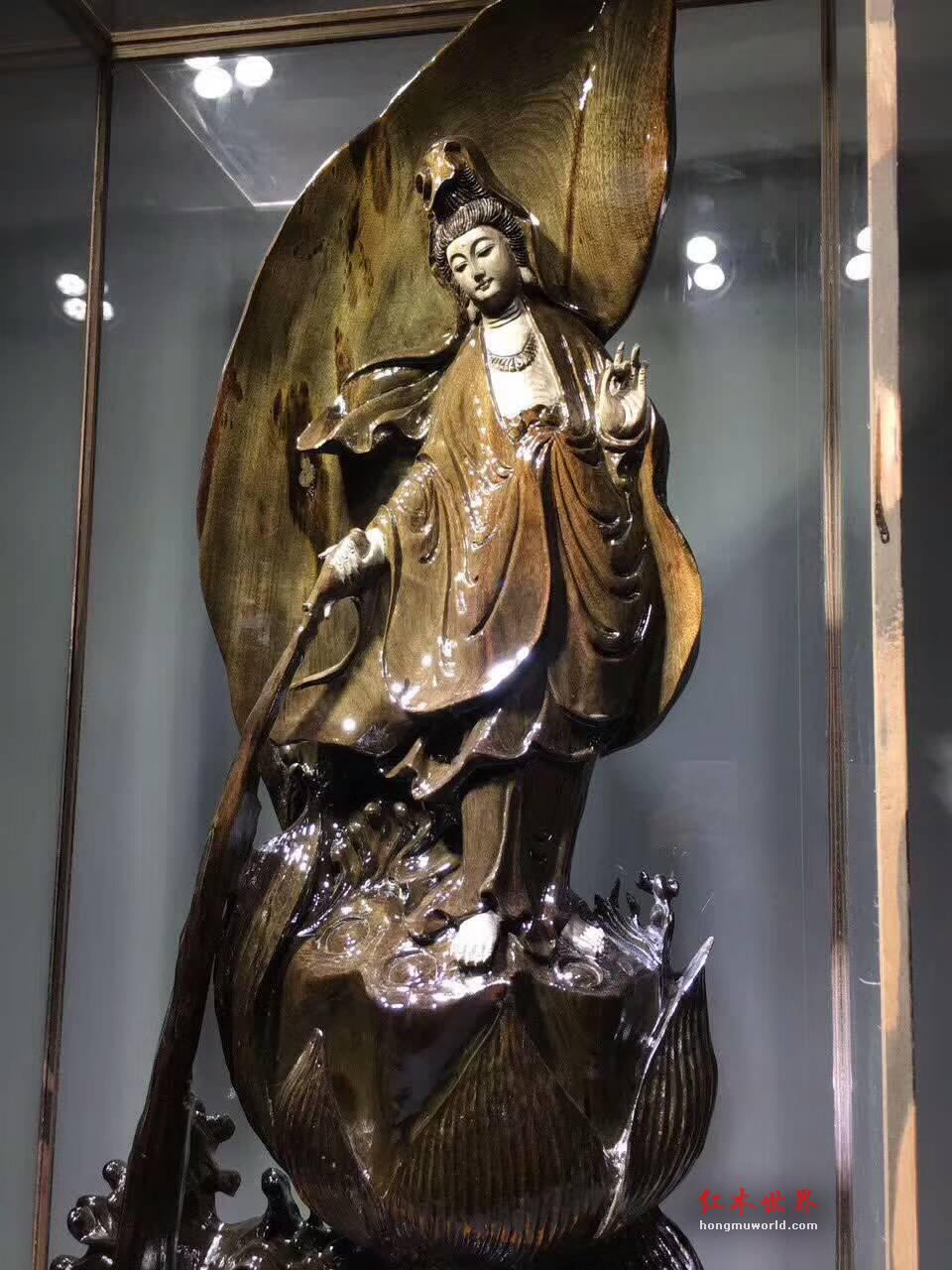 《自在观音》完美雕像 阴沉木材质增添肃穆之境-6