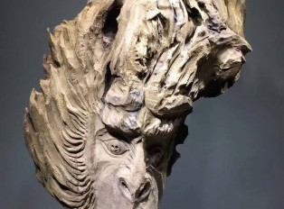 金丝楠阴沉木根雕《齐天大圣》造型大气非凡
