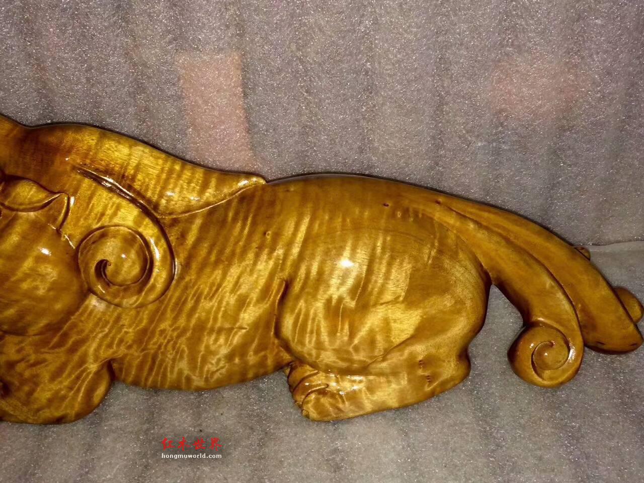 金丝楠木工艺品《貔貅》云彩水波纹黄金底色招财镇宅-5