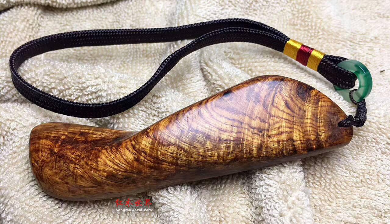 海南黄花梨随形手把件 黄金满水波纹精致小巧-5