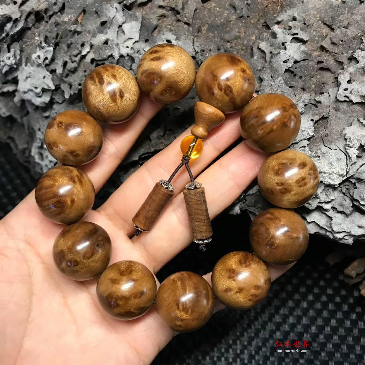 四川金丝楠枯木树头老瘤料2.0手串 带豹纹瘤疤闪亮溢彩-7