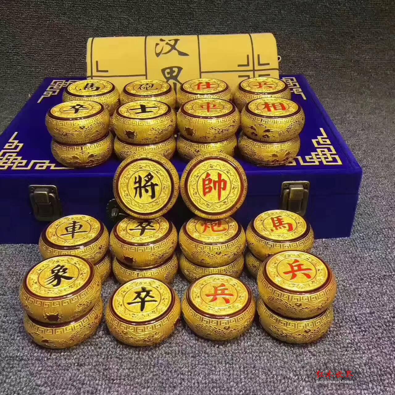 金丝楠木象棋 九龙图案鎏金表面贵气不凡-4