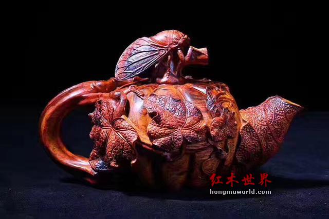 谁说高仿就不值钱的，它是海南黄花梨的替代木材，堪称价值不菲！-11