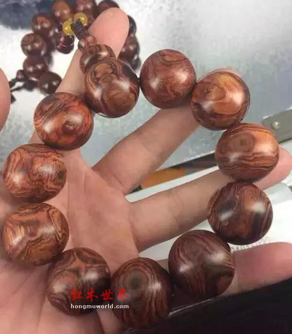海南黄花梨手串价格标准参考-4