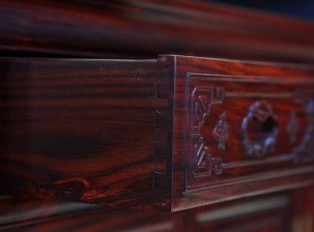 这种木材秒杀大红酸枝和缅花，前年购置一套如今价格竟翻10倍