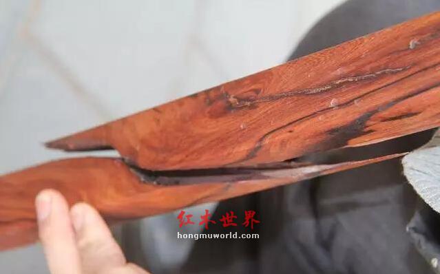红木造假又创新——“碳化”，白皮分分钟变红木！-8