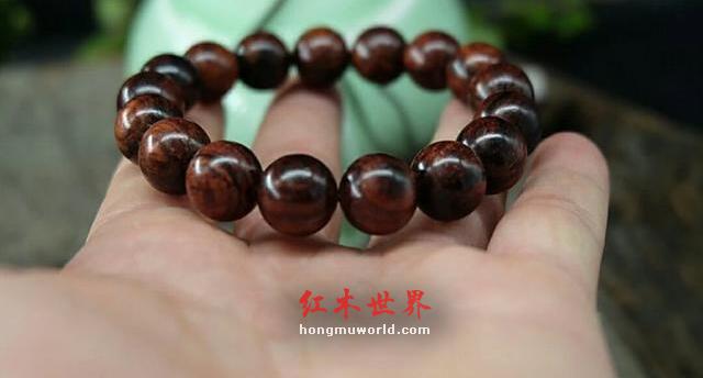 如何正确的保养黄花梨手串？-2