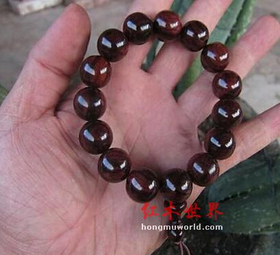 如何正确的保养黄花梨手串？-3