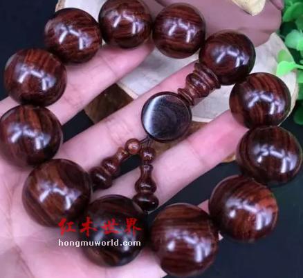 读完这篇文章你的黄花梨手串也能盘玩出真正的包浆！-1